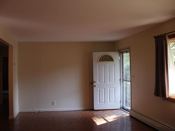 3rd image of 469 Campus Dr