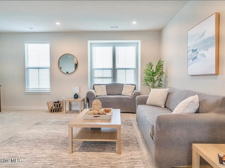 409 Fost Blvd — Photo 15