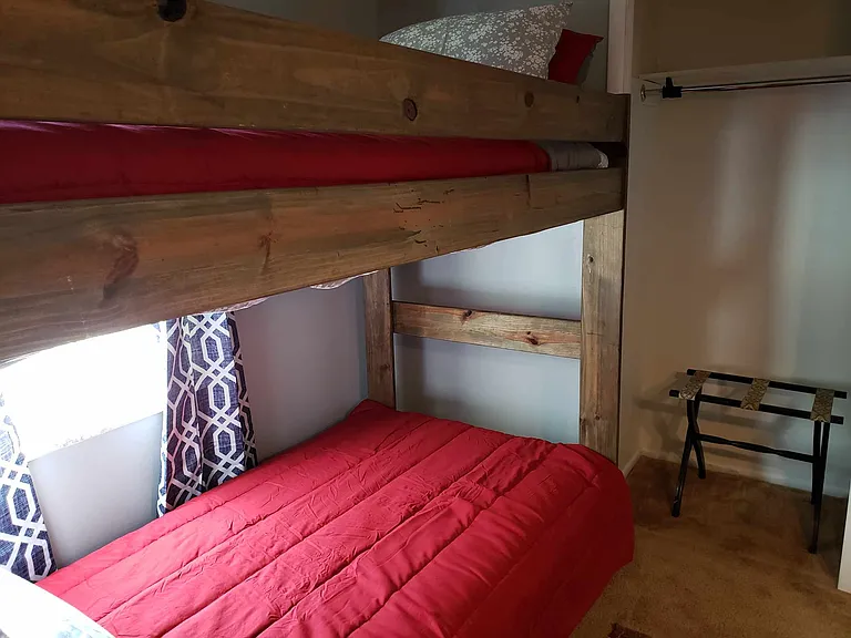 2312 Smuts Dr — Photo 17