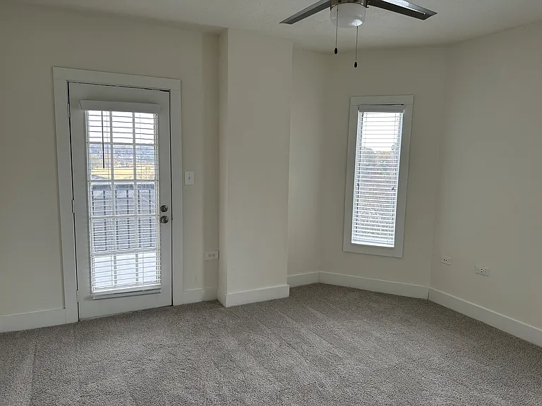 Wesley Townsend Apartments at Buckhead — Photo 81