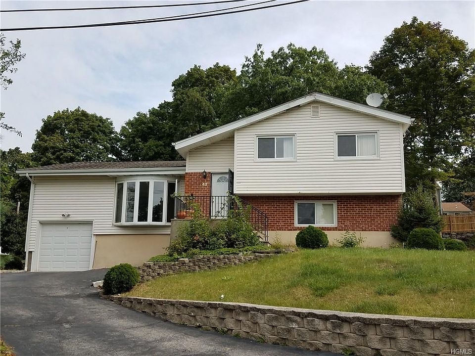 1st image of 42 Dorchester Dr