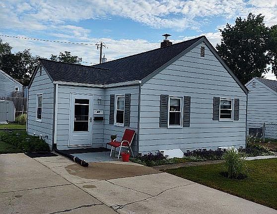 2nd image of 45 Notre Dame Ave
