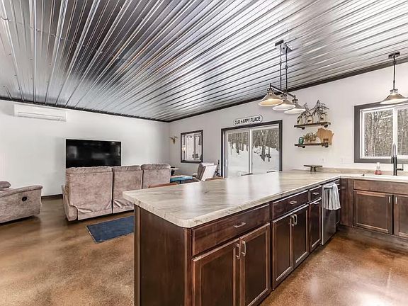 5th image of 1994 Simpson Rd