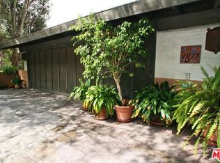 1877 Westridge Rd, Los Angeles, CA 90049