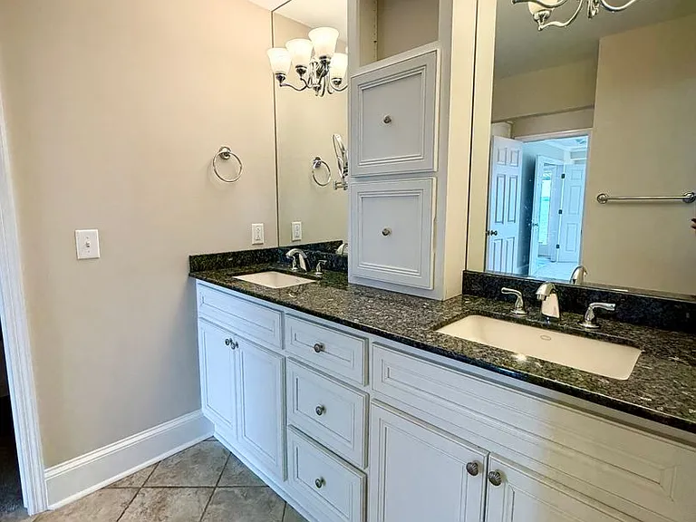 321 Cove View Ct — Photo 24
