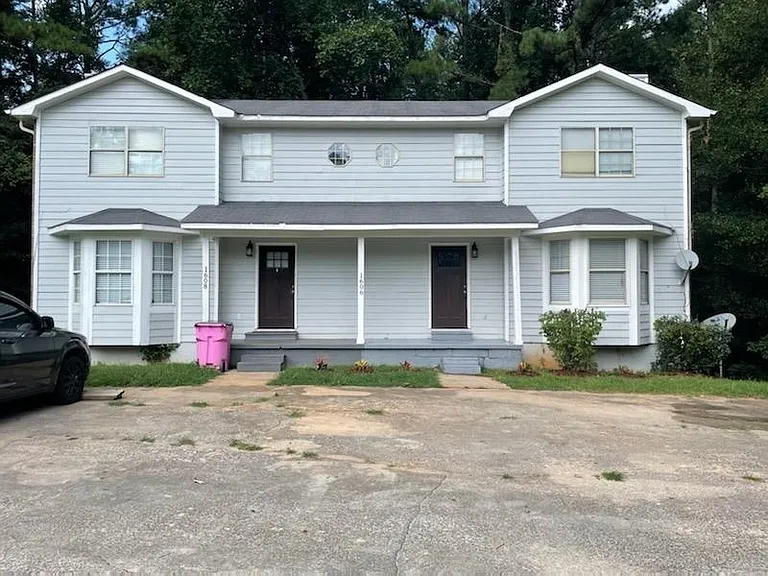 1606 Kirkland Rd — Photo 1