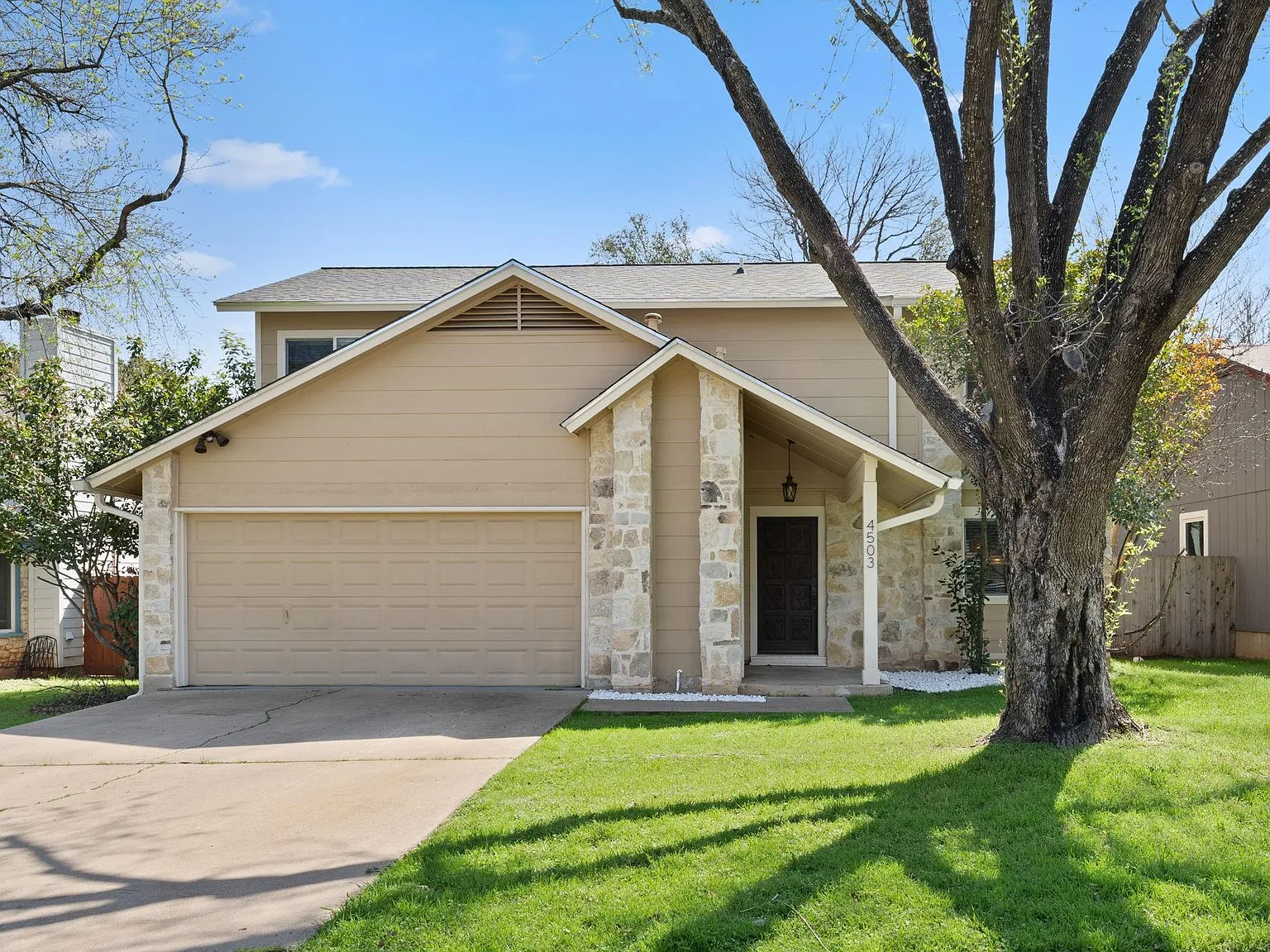 3 bed, 2.5 bath, 1526 sqft, $2,595 — Photo 1