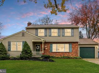 917 Deland Ave, Cherry Hill, NJ 08034