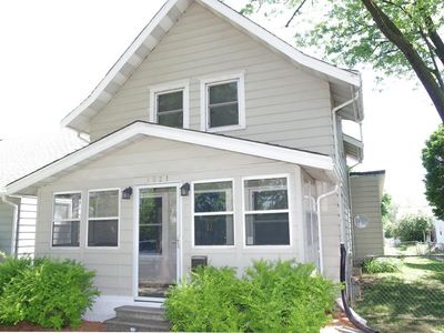 1921 3rd St SW, Cedar Rapids, IA, 52404
