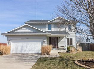 619 25th St SE, Altoona, IA 50009