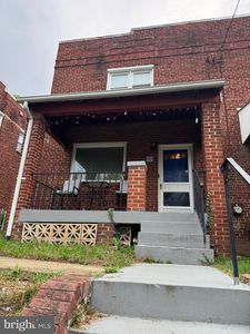 89 54th St SE, Washington, DC, 20019