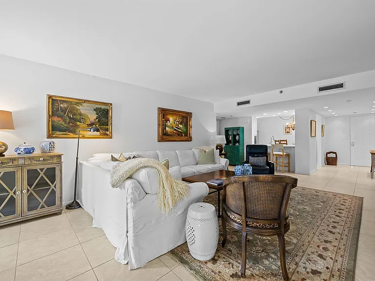 3420 S Ocean Blvd #3P — Photo 10