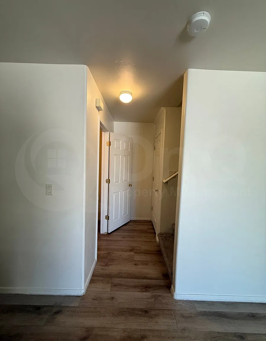 4 bed, 2.5 bath, 1529 sqft, $1,795 — Photo 4