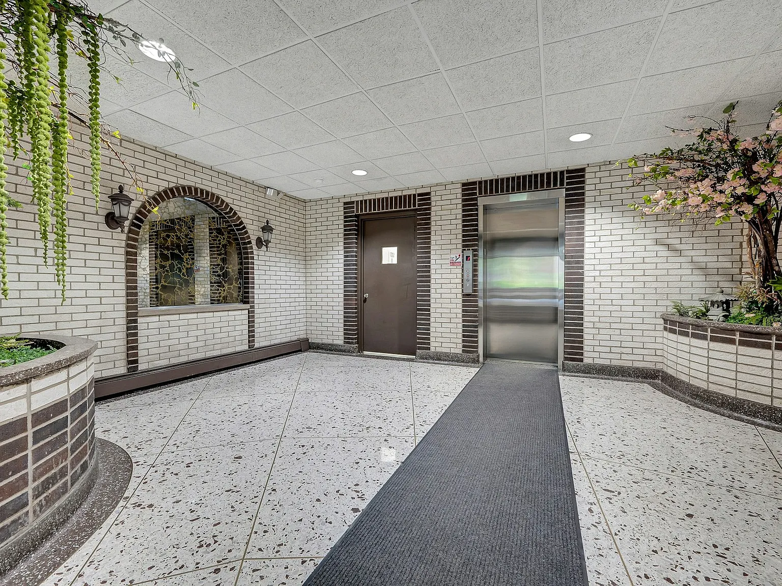 Elide House (2 Park) — Photo 3