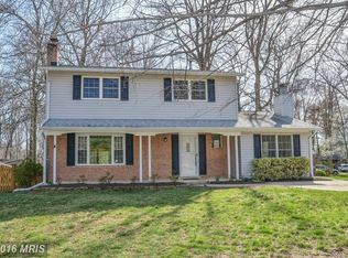 8305 Wythe Ln, Springfield, VA 22152