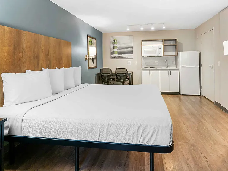 Studio Suite - 1 King Bed