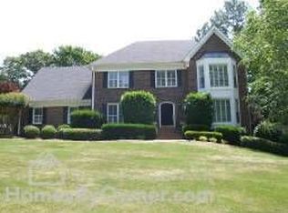 817 Brentway Ct, Lilburn, GA 30047