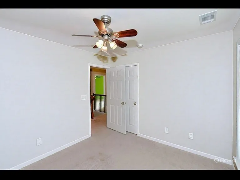 257 Balaban Cir — Photo 15
