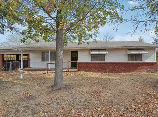 429 S Main St, Porter, OK 74454