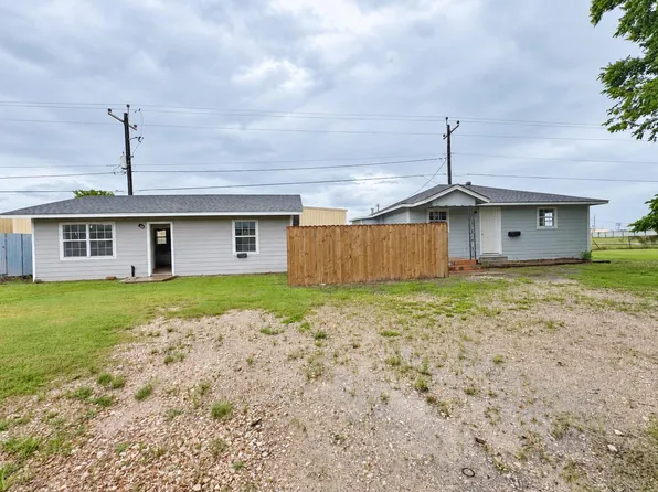 3515 5th St, Bay City, TX 77414