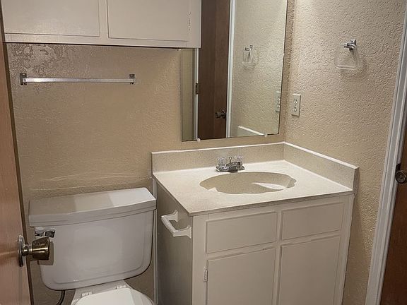 5th image of 828 Lost Forest Dr