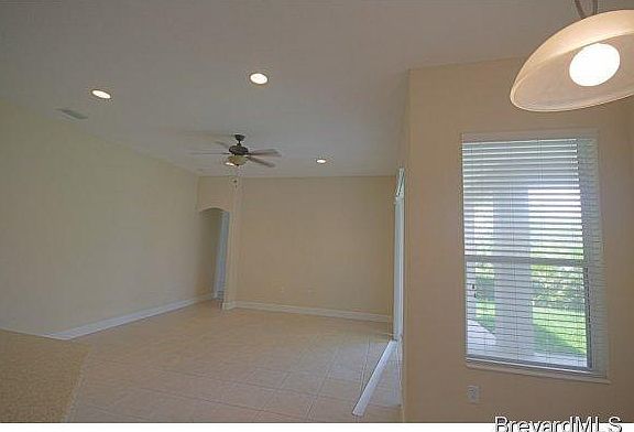 5th image of 5871 Rusack Dr #0