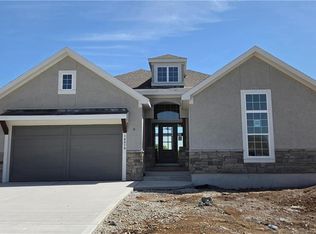 16979 S Cheshire St, Olathe, KS 66062