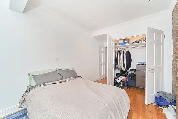 Rented by Living New York | media 25