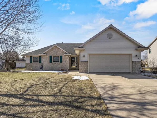 1235 Rita Ln, De Pere, WI 54115