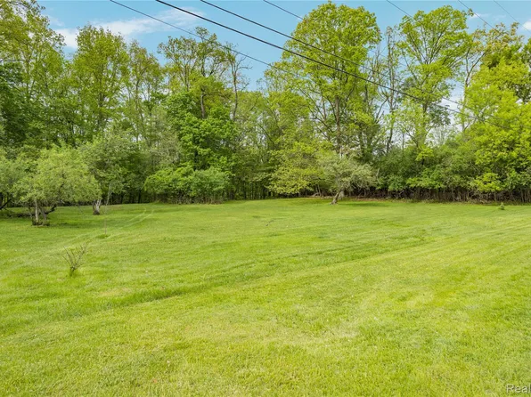 0 Tioga St, Southfield, MI 48033
