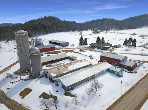 2718 County Hwy S, Sparta, WI 54656