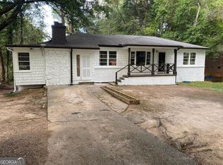 436 Hilltop Circle Ext SW, Mableton, GA 30126