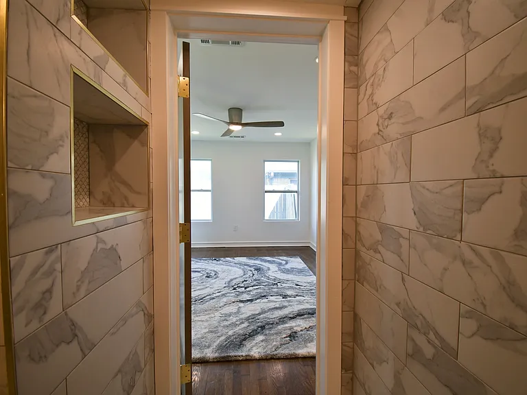 1403 Munger St #A — Photo 20