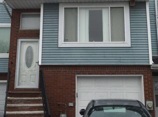 61 Pembrook Loop, Staten Island, NY 10309
