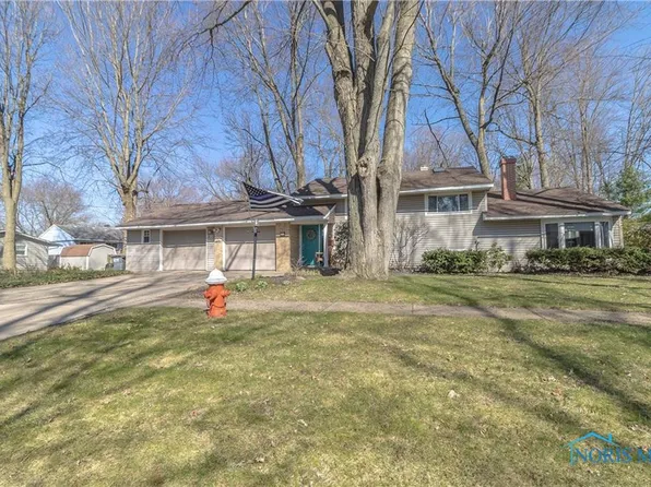 6138 Foxcroft Rd, Toledo, OH 43615