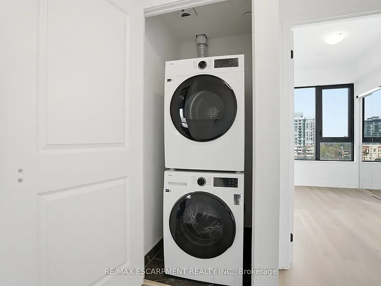 2075 Lakeshore Rd #602 — Photo 20