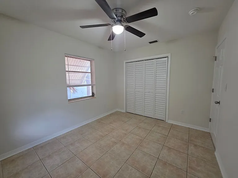 2814 Tifton St S — Photo 10