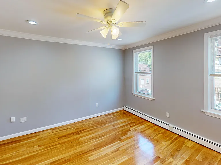 288 Highland St #3 — Photo 18
