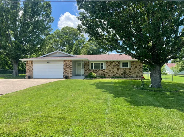 2105 Oakridge Drive, Ava, MO 65608