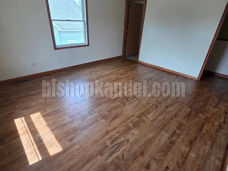 138 Allen Ave — Photo 15