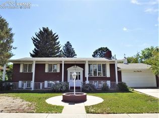 731 Crown Ridge Dr, Colorado Springs, CO 80904