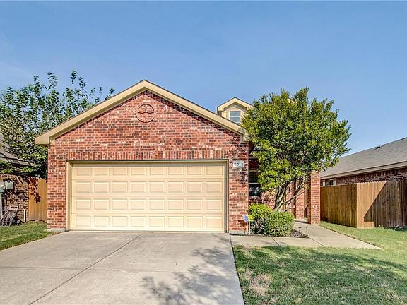 2nd image of 2013 Whispering Hills Dr