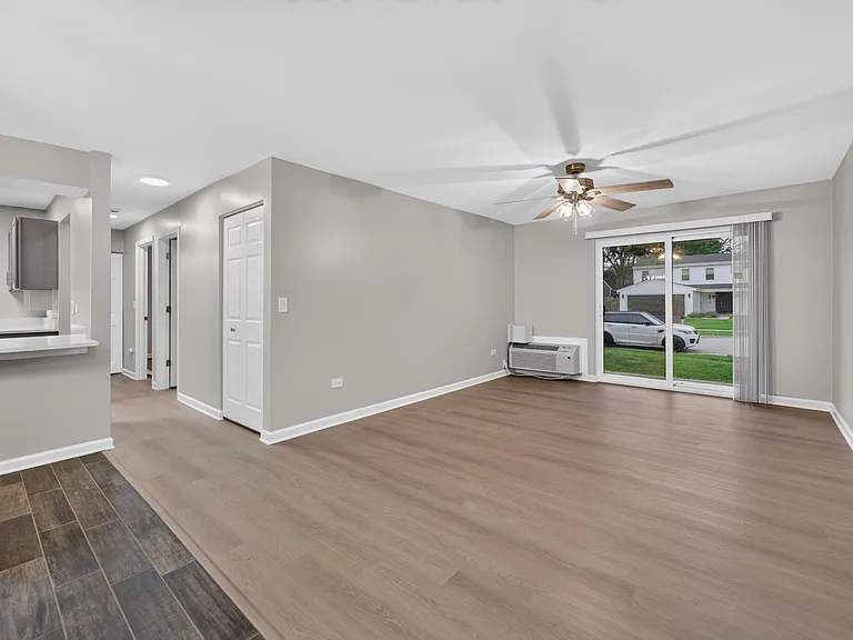 718 Rodenburg Rd #206 — Photo 7