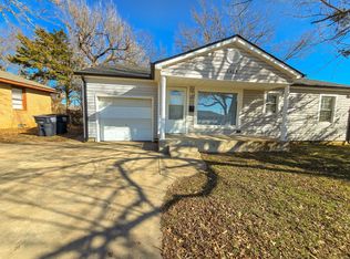 1405 Sherry Ln, Shawnee, OK 74801