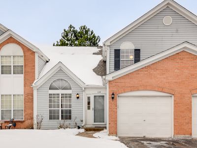 134 Heritage Ct, Gurnee, IL, 60031