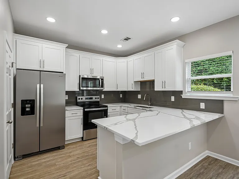 585 McWilliams Rd SE #1701 — Photo 2
