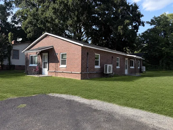 308 Sullivan St #B, Greenwood, SC 29649
