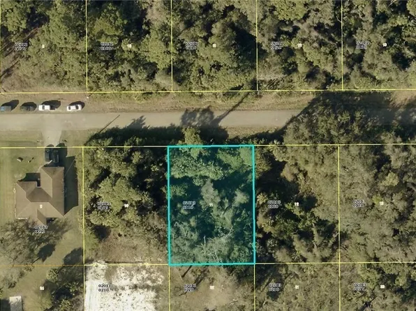 1022 Asther St E, Lehigh Acres, FL 33974