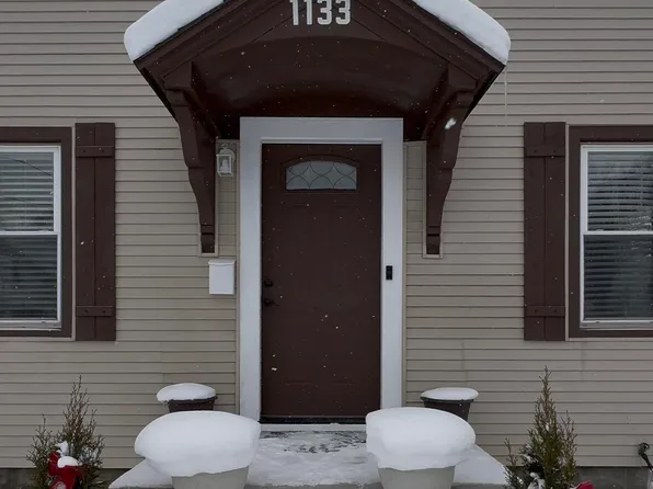 1133 Merrifield St SE, Grand Rapids, MI 49507