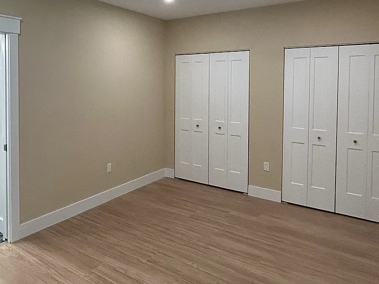 1041 Charlotte Ave — Photo 9
